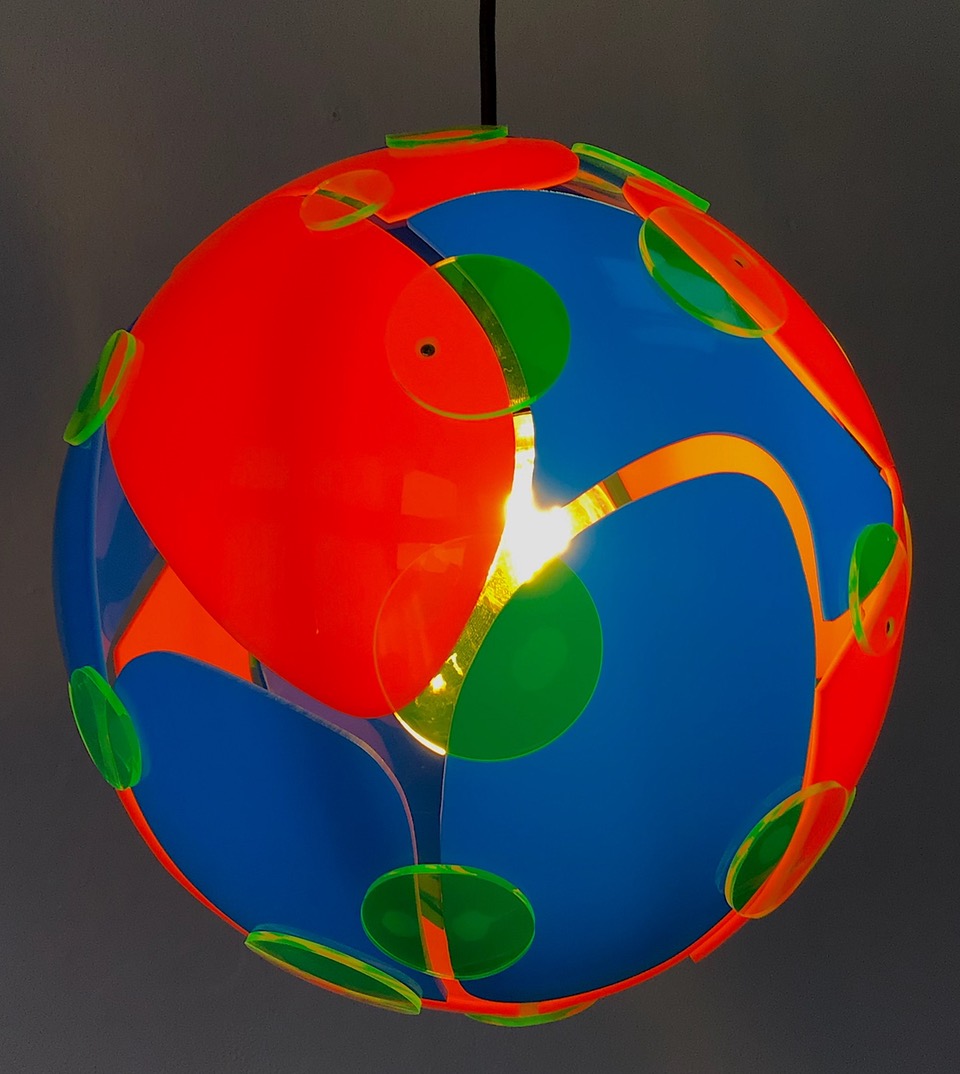 2021_AM NULLWINKEL KEIN WIDERHALL_orange blau grün lisa_view 1